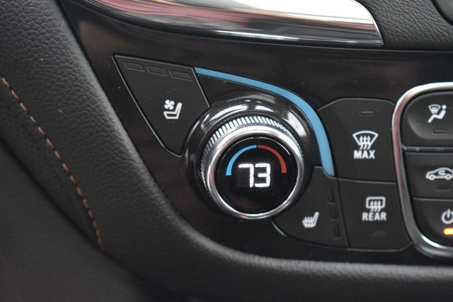 Used 2023 Chevrolet Equinox Premier AWD/4WD image 39