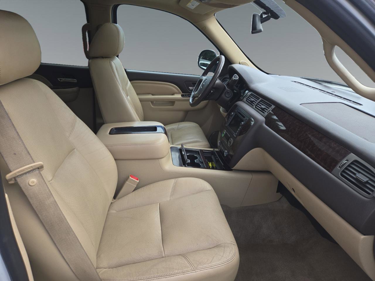 Used 2011 GMC Yukon XL Denali AWD/4WD image 11