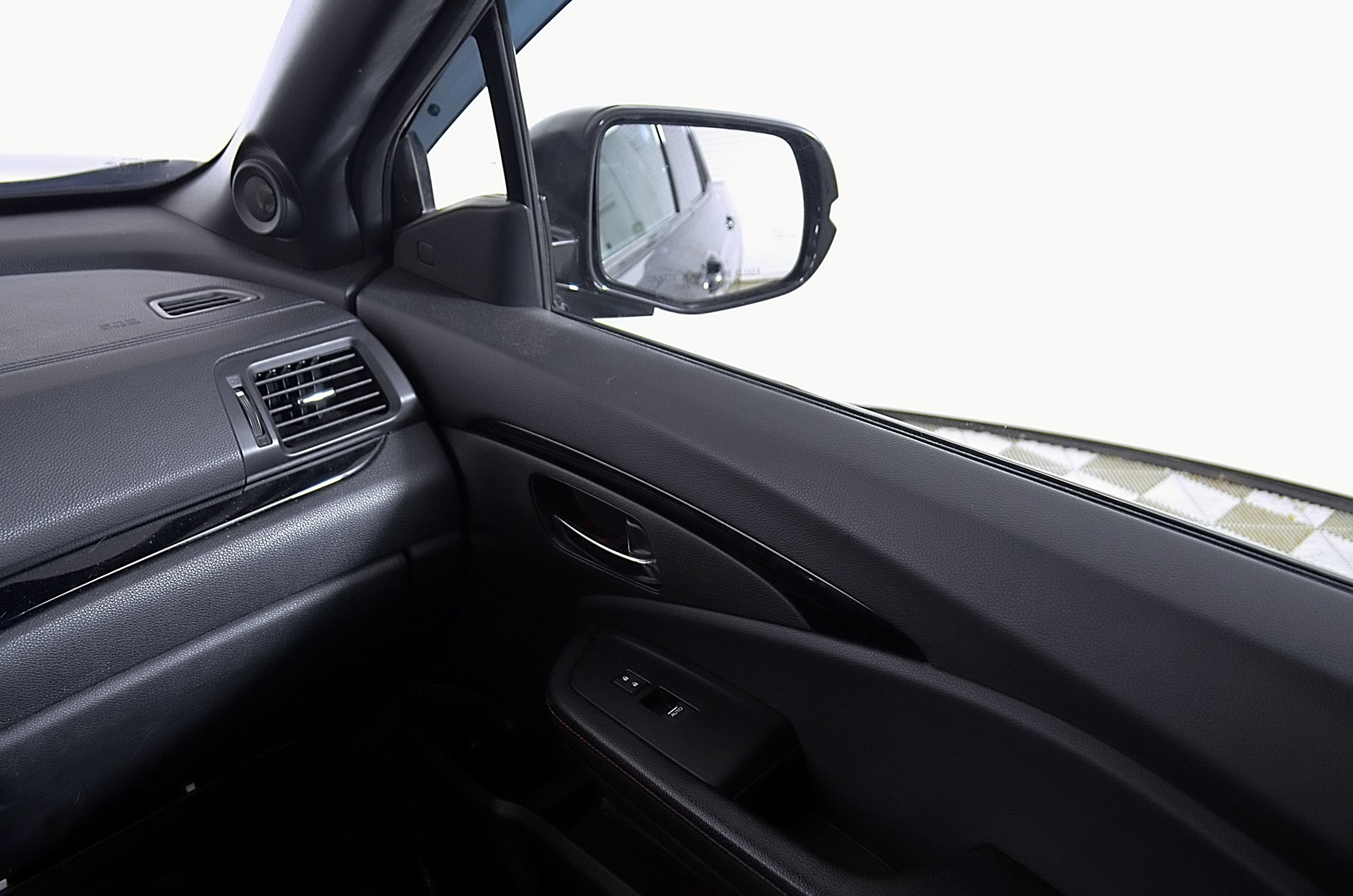 Used 2017 Honda Ridgeline Black Edition image 24