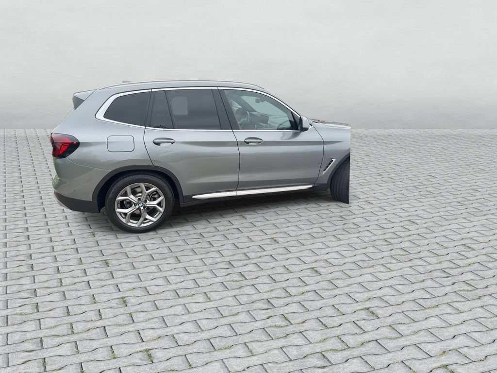Used 2024 BMW X3 xDrive30i w/ Premium Package AWD/4WD image 8