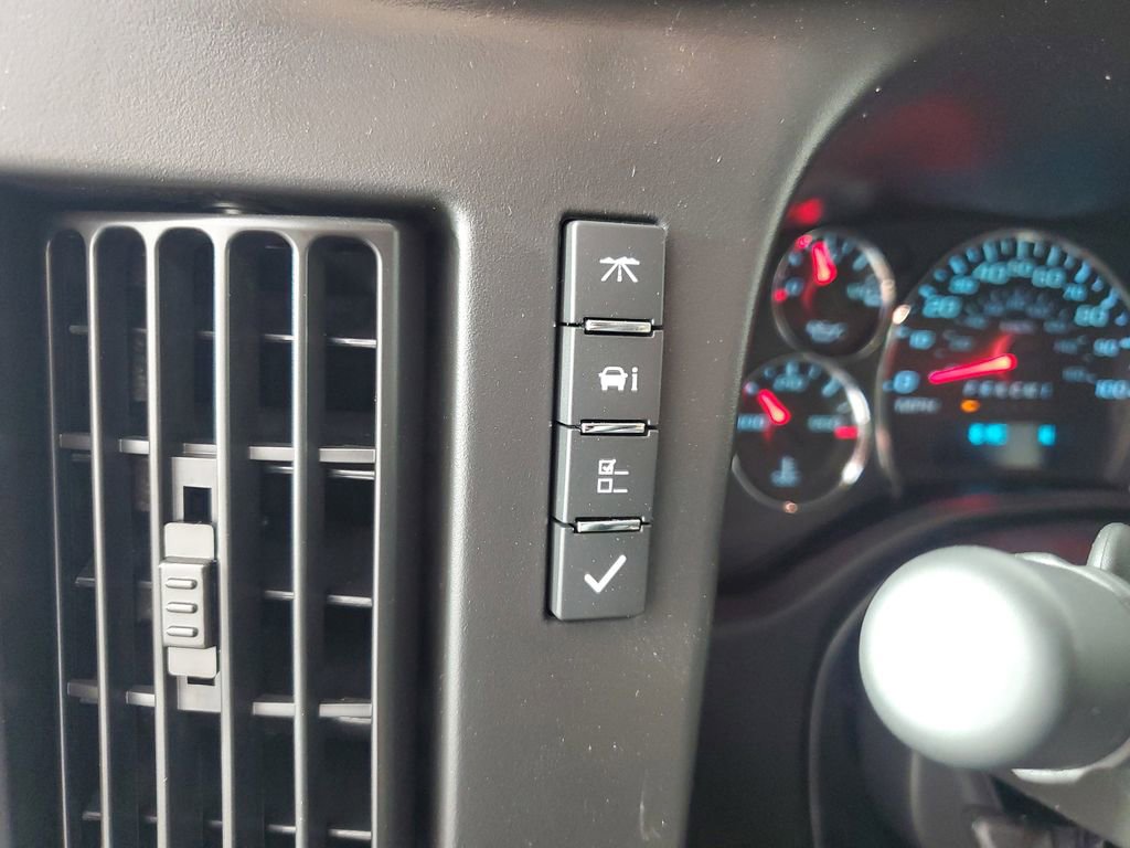 New 2026 Chevrolet Express 3500 Extended w/ Driver Convenience Package image 25