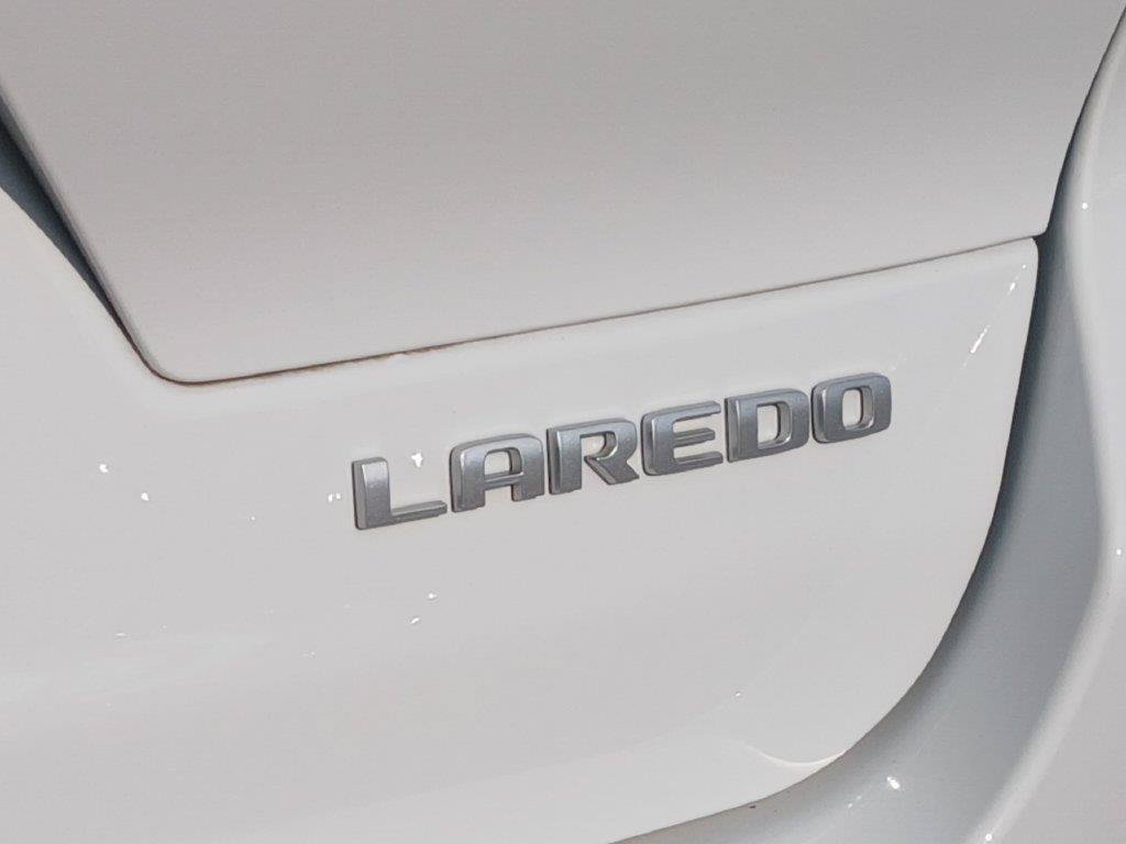 Used 2024 Jeep Grand Cherokee L Laredo AWD/4WD image 26