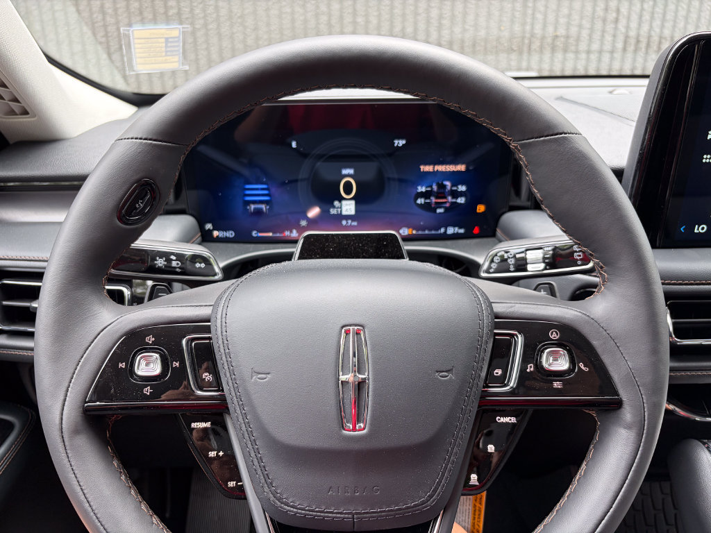 New 2026 Lincoln Aviator AWD image 46