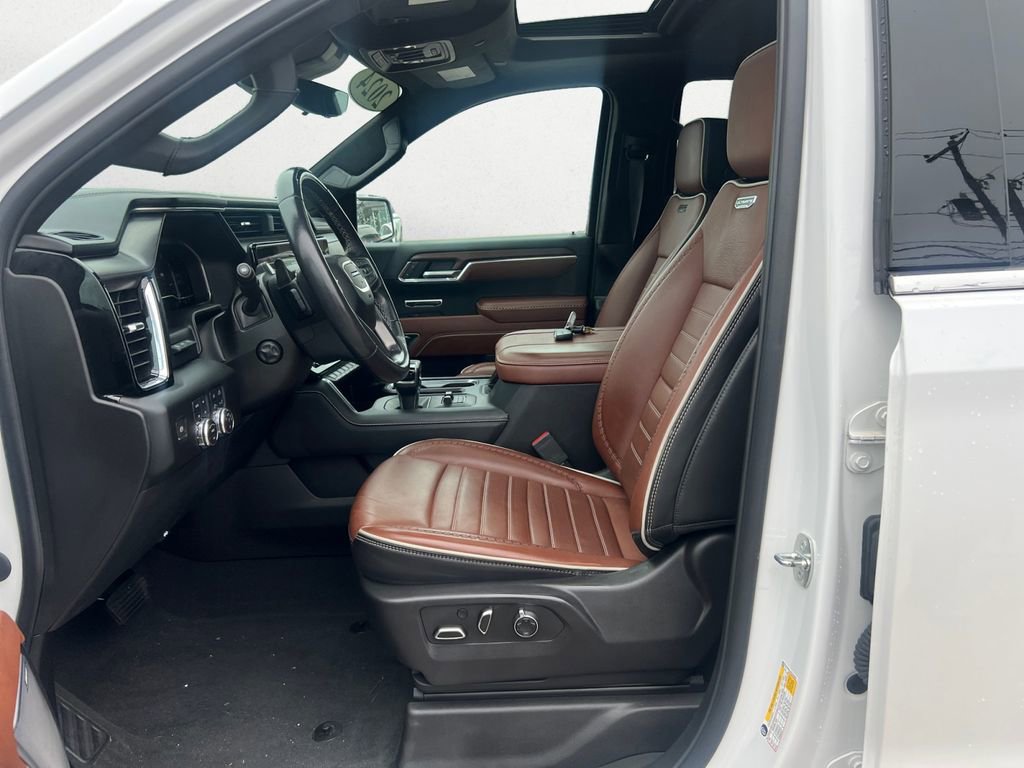 Used 2024 GMC Sierra 1500 Denali Ultimate image 10