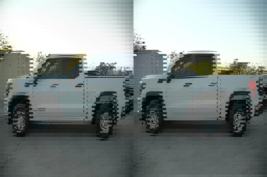 Used 2024 GMC Sierra 1500 Pro image 4