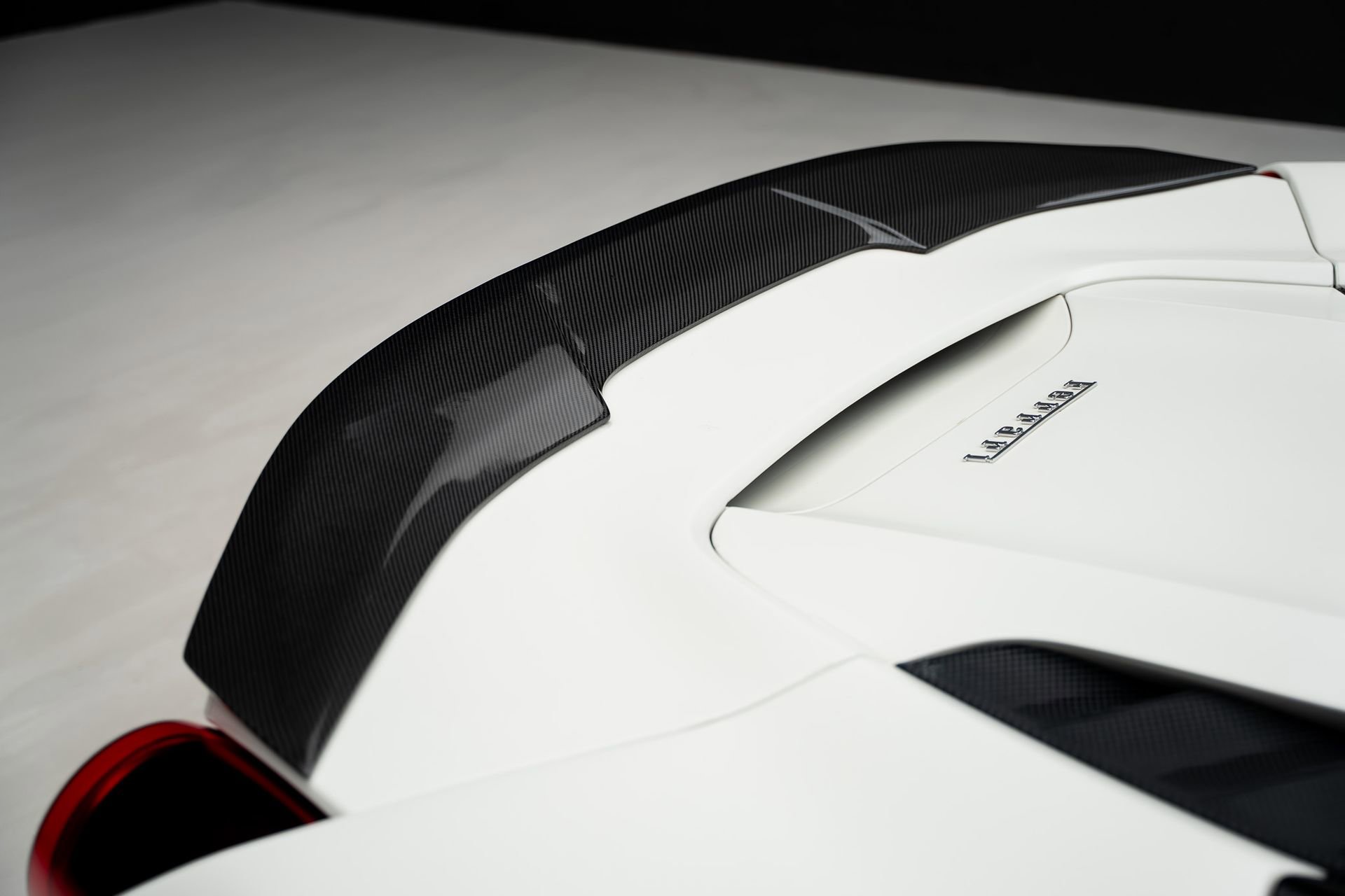 Used 2016 Ferrari 488 Spider RWD image 37