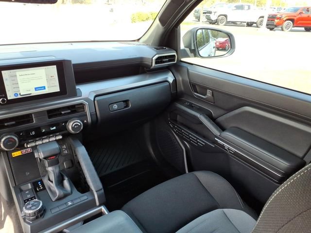 Used 2025 Toyota 4Runner TRD Off-Road AWD/4WD image 10