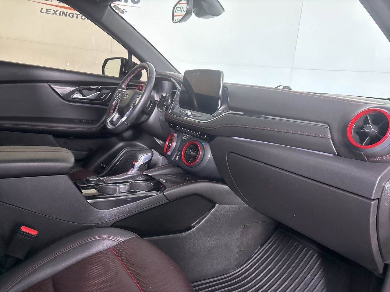 Used 2023 Chevrolet Blazer RS image 29