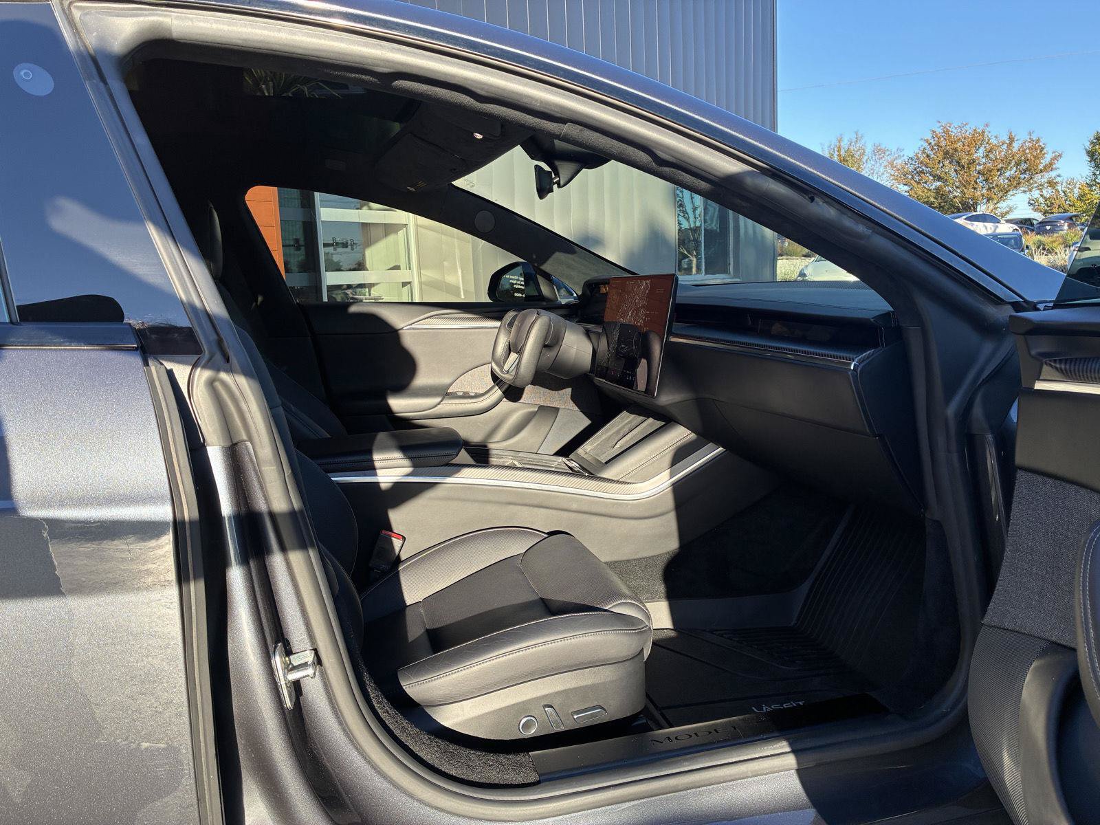 Used 2021 Tesla Model S Plaid AWD/4WD image 14