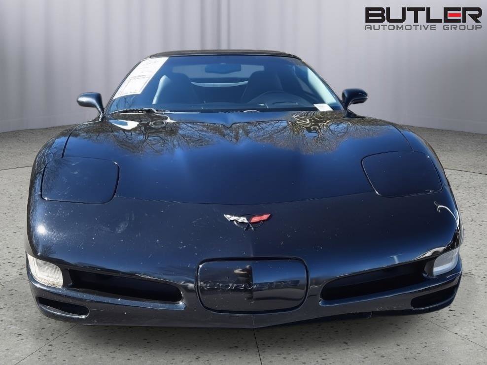 Used 2004 Chevrolet Corvette Convertible w/ Preferred Equipment Group image 2