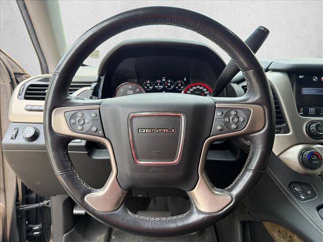 Used 2016 GMC Yukon XL Denali w/ Enhanced Security Package AWD/4WD image 14