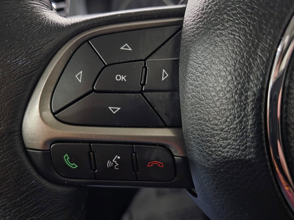 Used 2021 Jeep Renegade Limited w/ Sun & Sound Group image 5