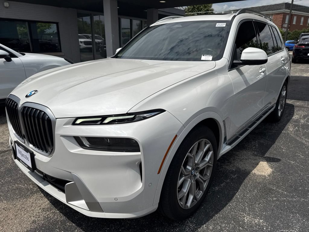 Used 2024 BMW X7 xDrive40i w/ Climate Comfort Package AWD/4WD video 1
