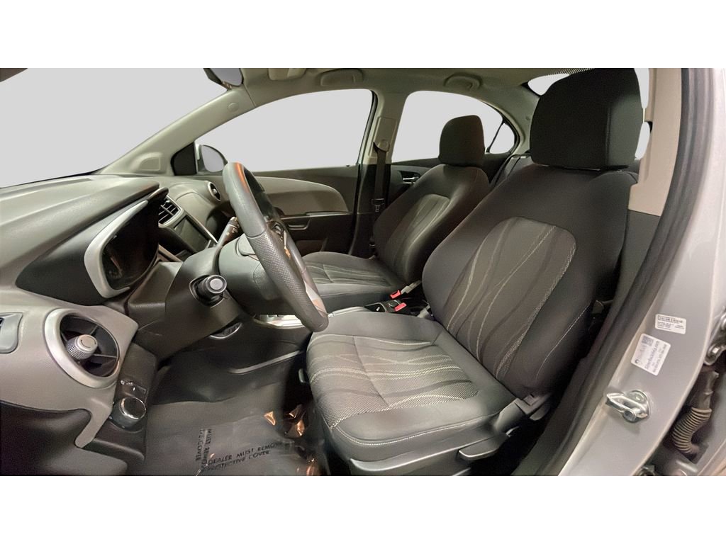 Used 2019 Chevrolet Sonic LT FWD image 11