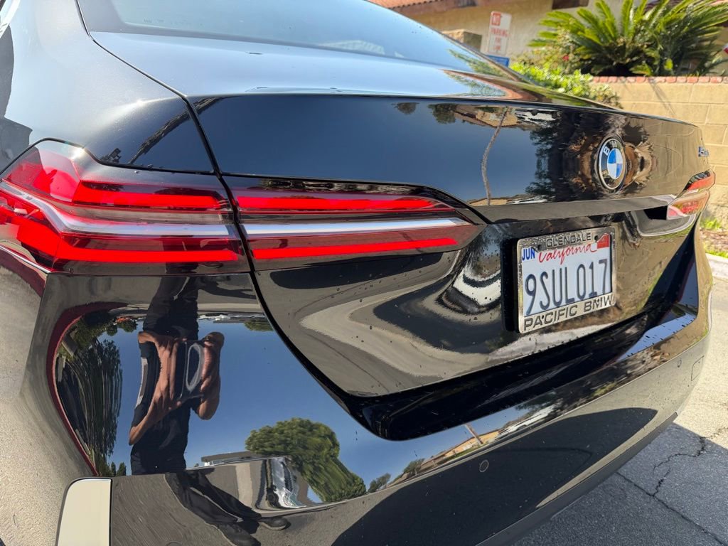 Used 2026 BMW 530i w/ Premium Package image 10