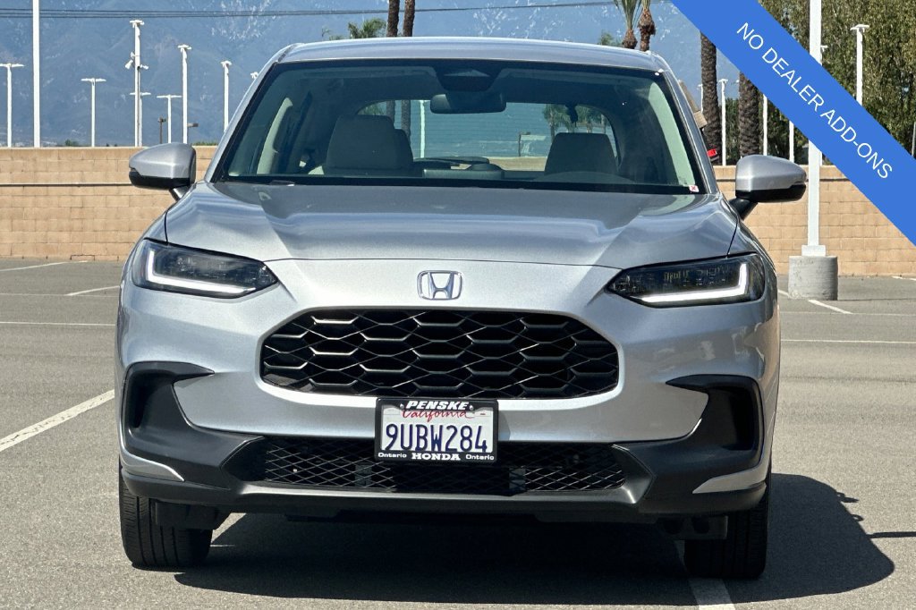 Used 2025 Honda HR-V LX image 9