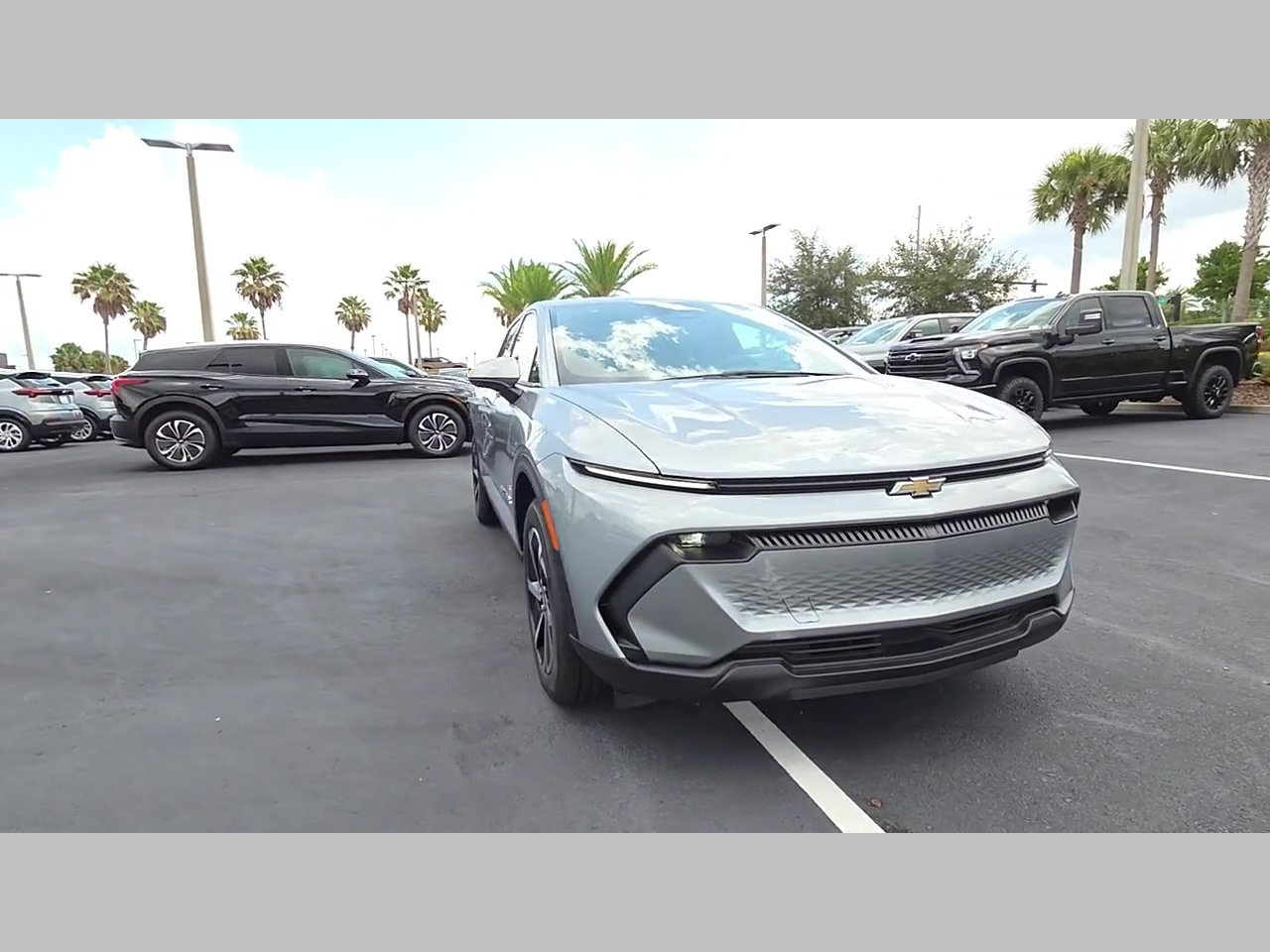 New 2026 Chevrolet Equinox EV LT FWD image 22