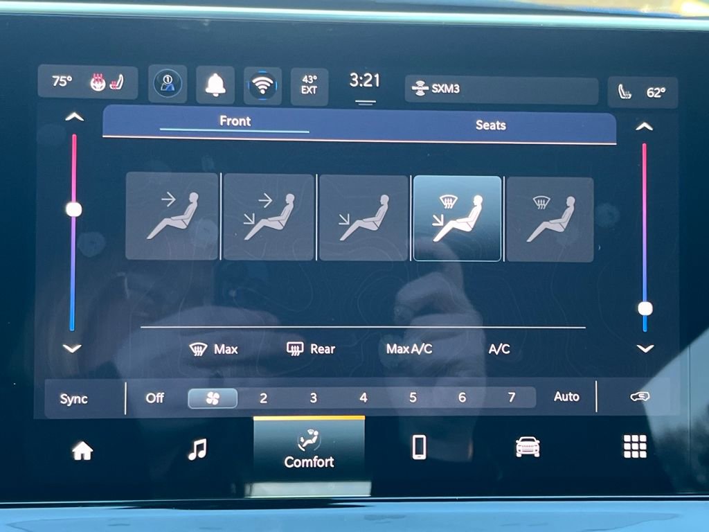 New 2026 Jeep Compass Limited image 17