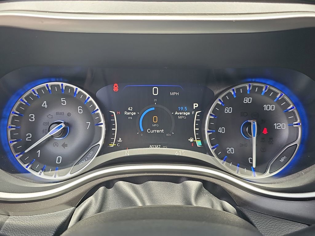 Certified 2022 Chrysler Pacifica Touring-L FWD image 20