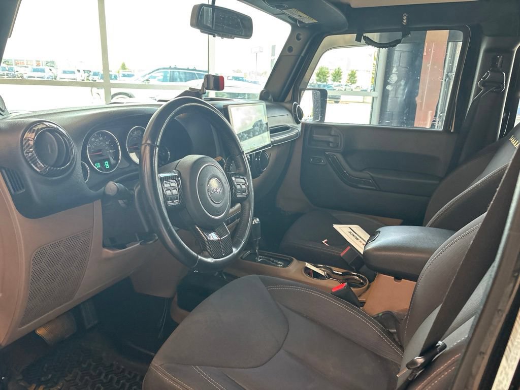 Used 2013 Jeep Wrangler Unlimited Sahara w/ Connectivity Group AWD/4WD image 19