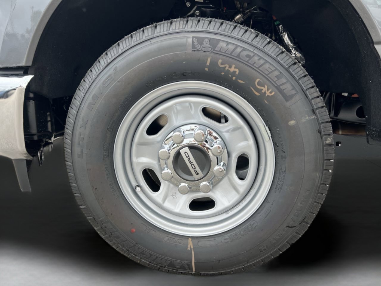 New 2026 Ford F250 XL w/ XL Chrome Package image 33