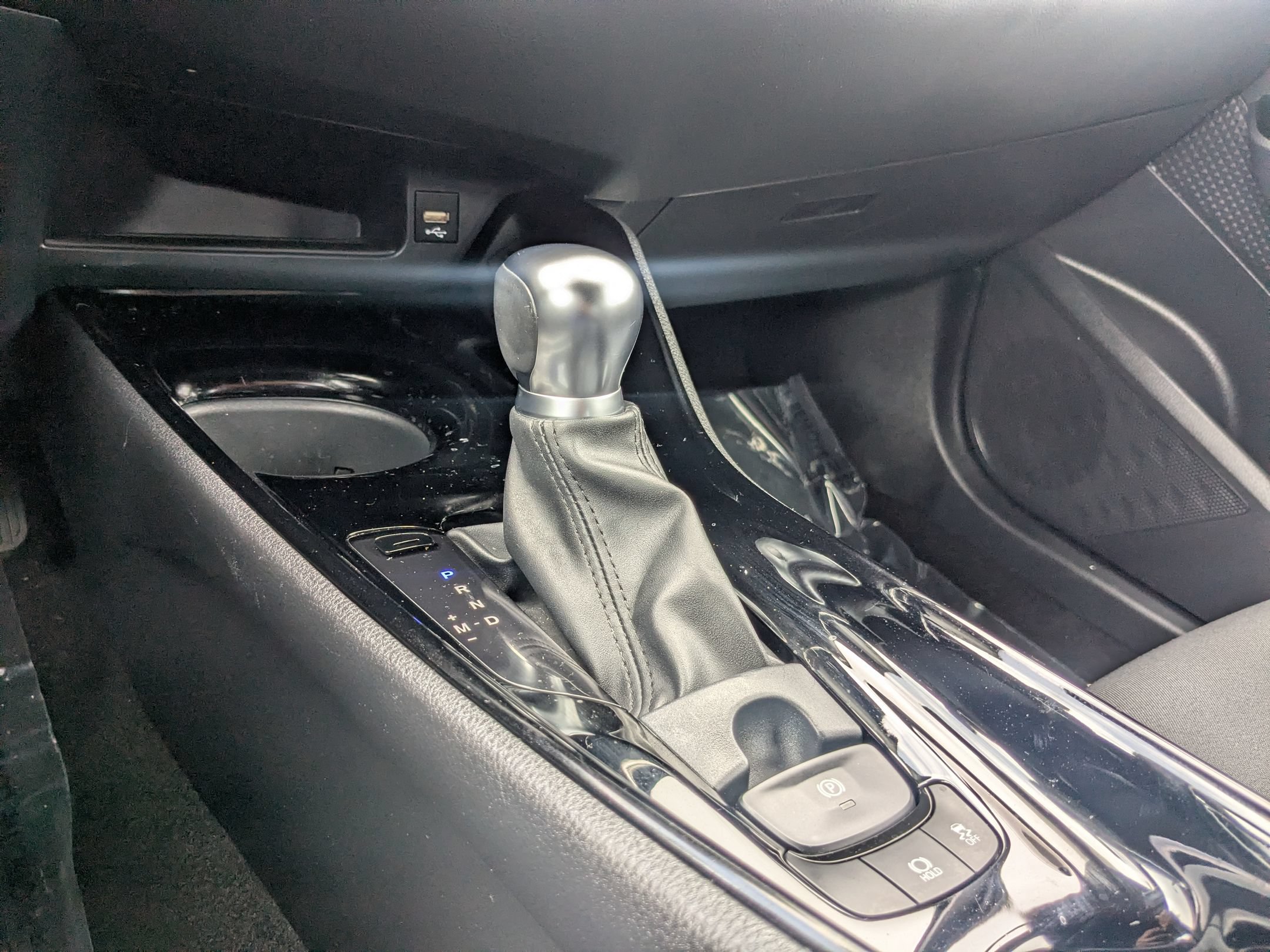 Used 2021 Toyota C-HR XLE FWD image 18