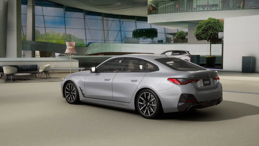 New 2025 BMW i4 eDrive40 image 2
