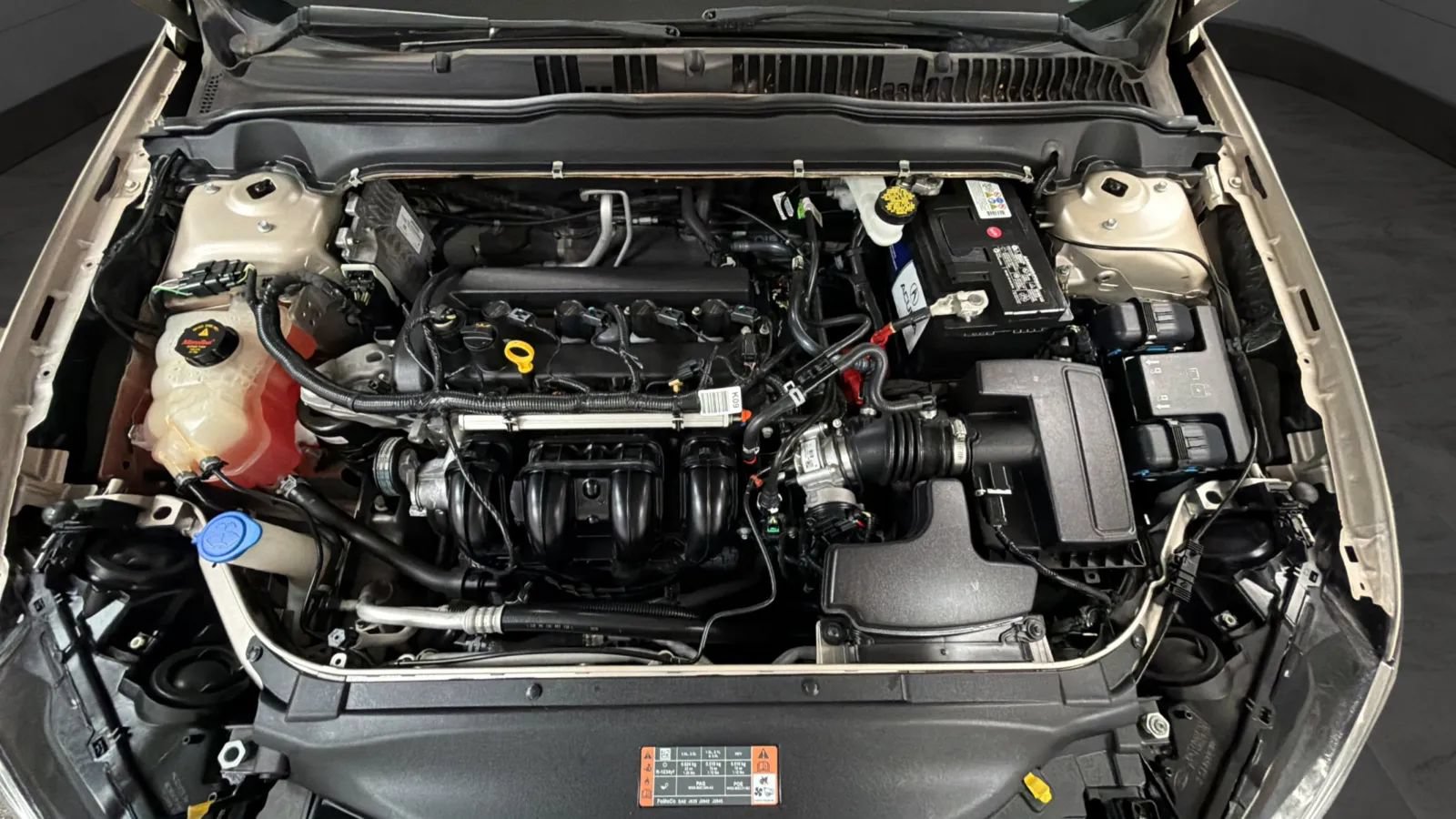 Used 2019 Ford Fusion SE FWD image 23