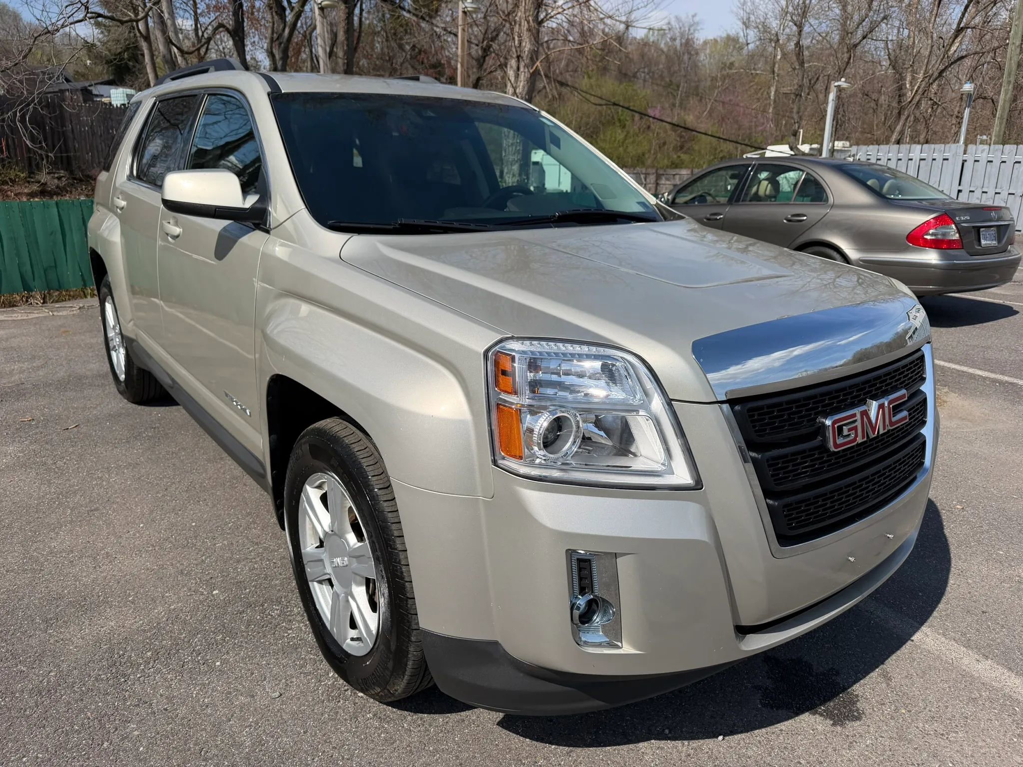 Used 2015 GMC Terrain SLT w/ Safety Package image 3
