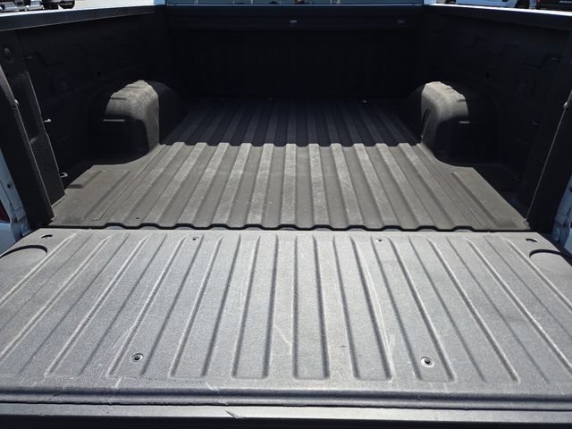 Used 2021 Chevrolet Silverado 1500 LT AWD/4WD image 17