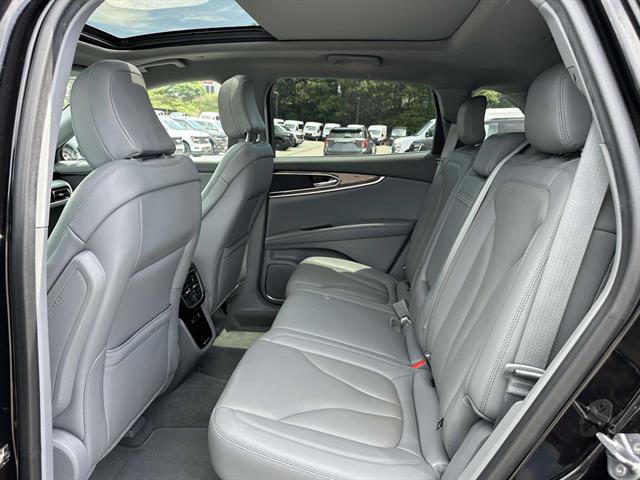 Used 2022 Lincoln Nautilus Reserve AWD/4WD image 31