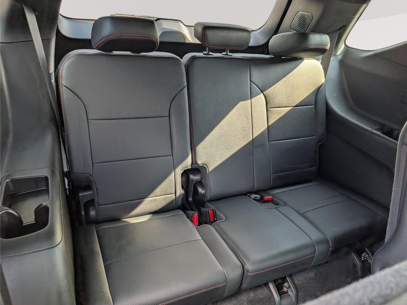 Used 2024 Chevrolet Traverse RS w/ LPO, Floor Liner Package AWD/4WD image 14