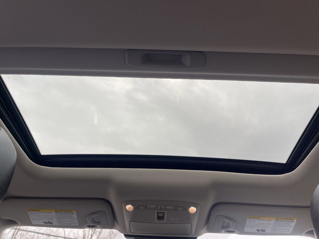 Used 2019 INFINITI Q50 Luxe w/ Essential Package (3.0T Luxe) image 23