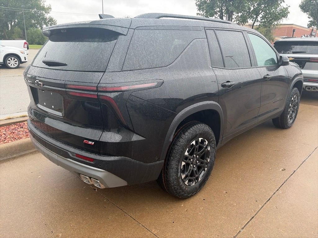 New 2027 Chevrolet Traverse Z71 w/ Enhanced Driving Package AWD/4WD image 2