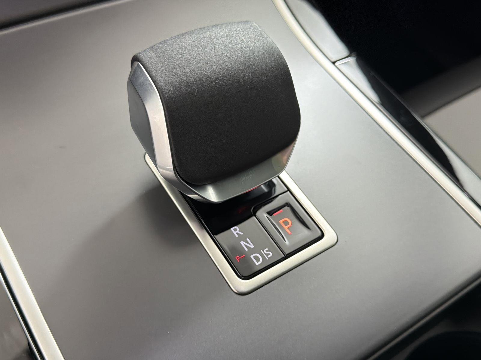 New 2026 Land Rover Range Rover Velar S image 16