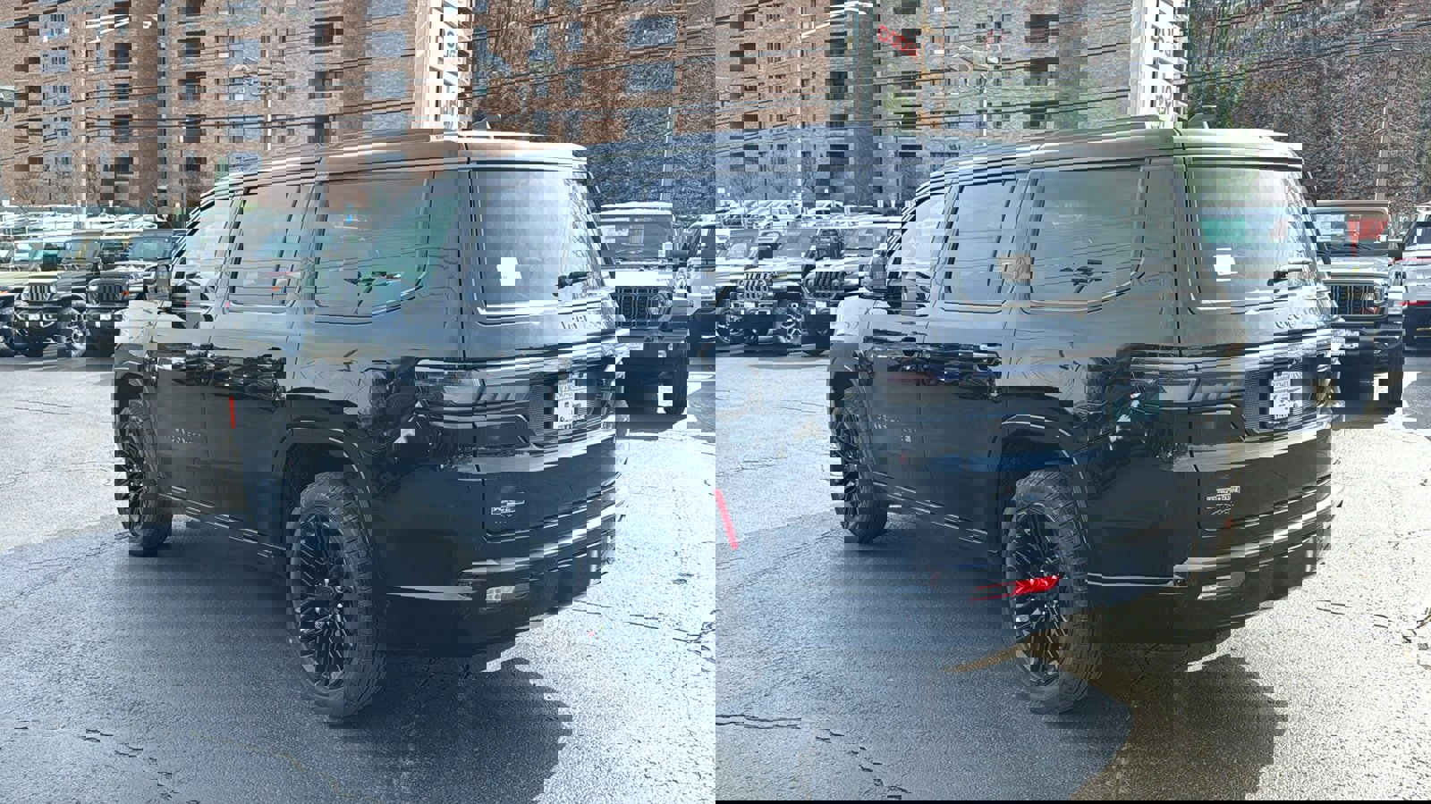 New 2026 Jeep Grand Wagoneer Limited image 9