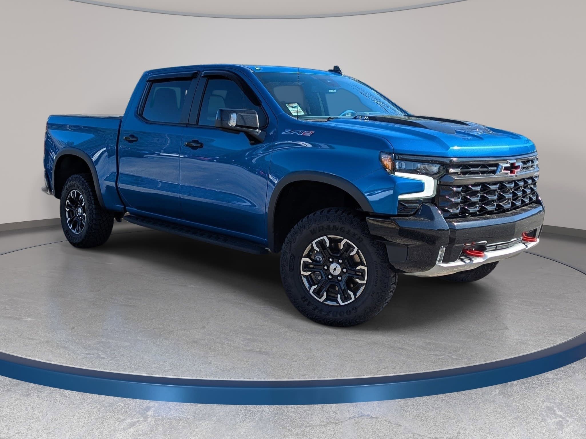 Used 2023 Chevrolet Silverado 1500 ZR2 AWD/4WD image 3