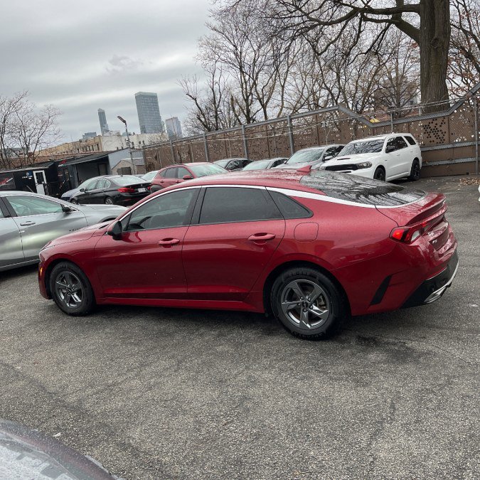 Used 2022 Kia K5 LXS FWD image 2
