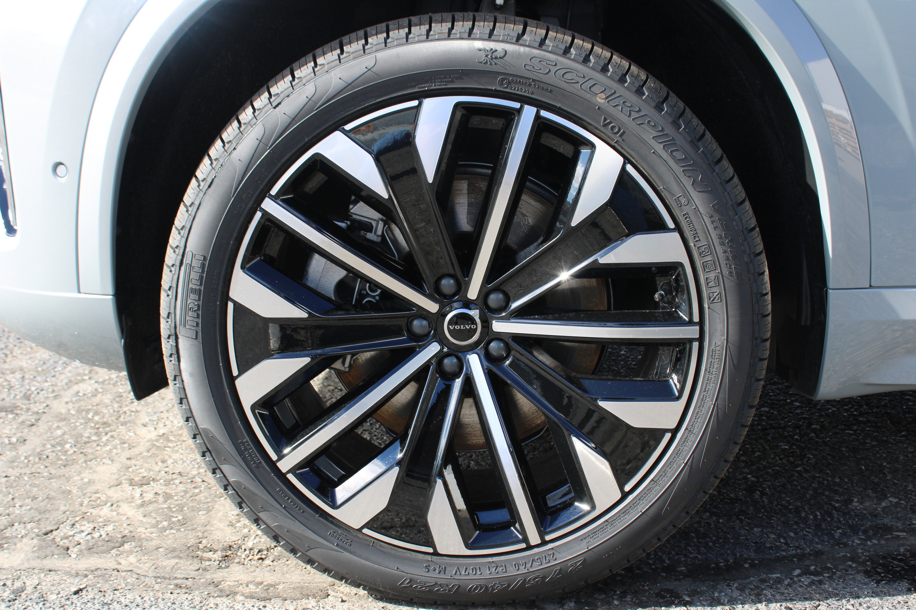 New 2026 Volvo XC90 T8 Plus w/ Protection Package Premier AWD/4WD image 70