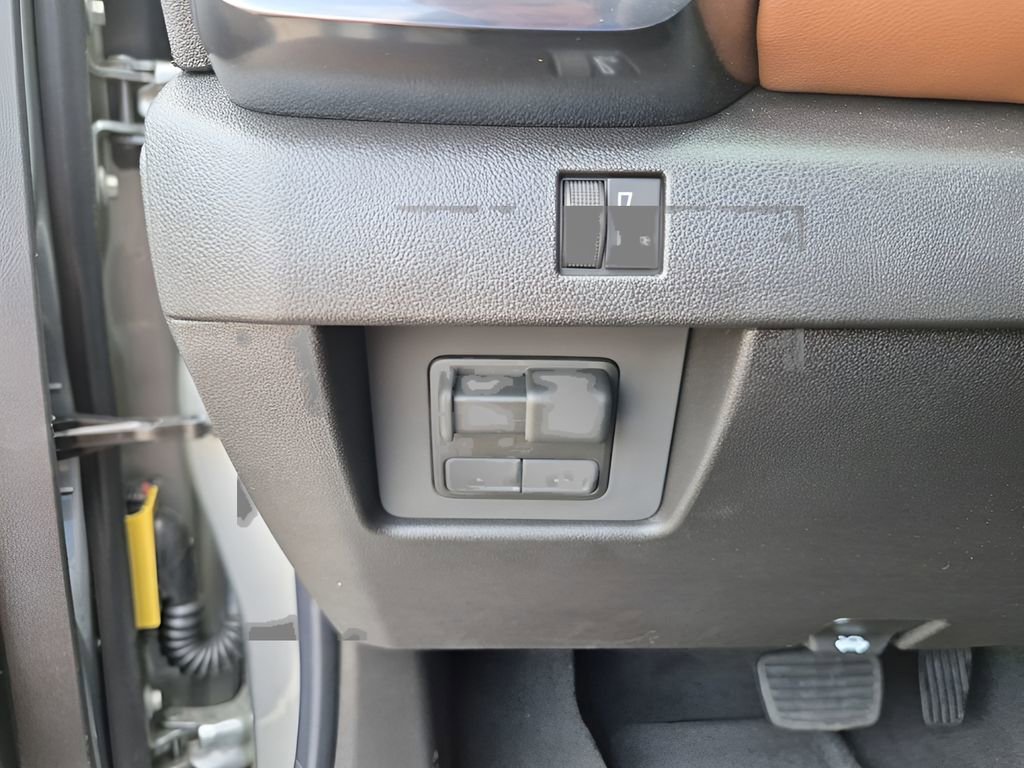 New 2026 GMC Canyon AT4 image 32