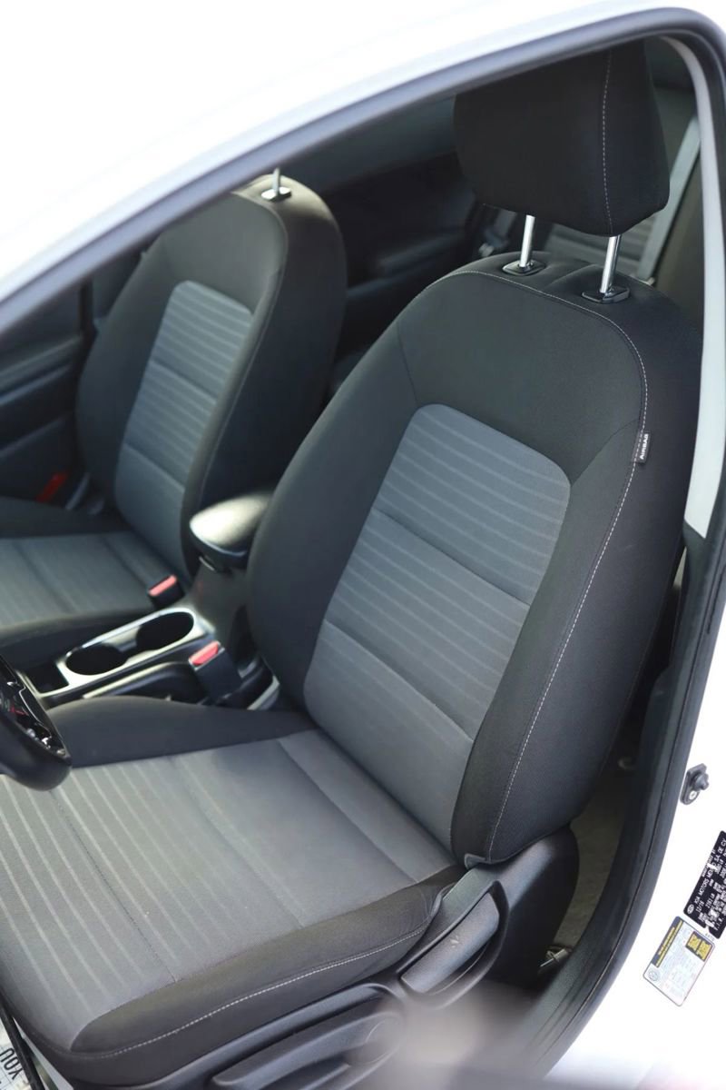 Used 2017 Kia Forte S w/ S Technology Package image 30