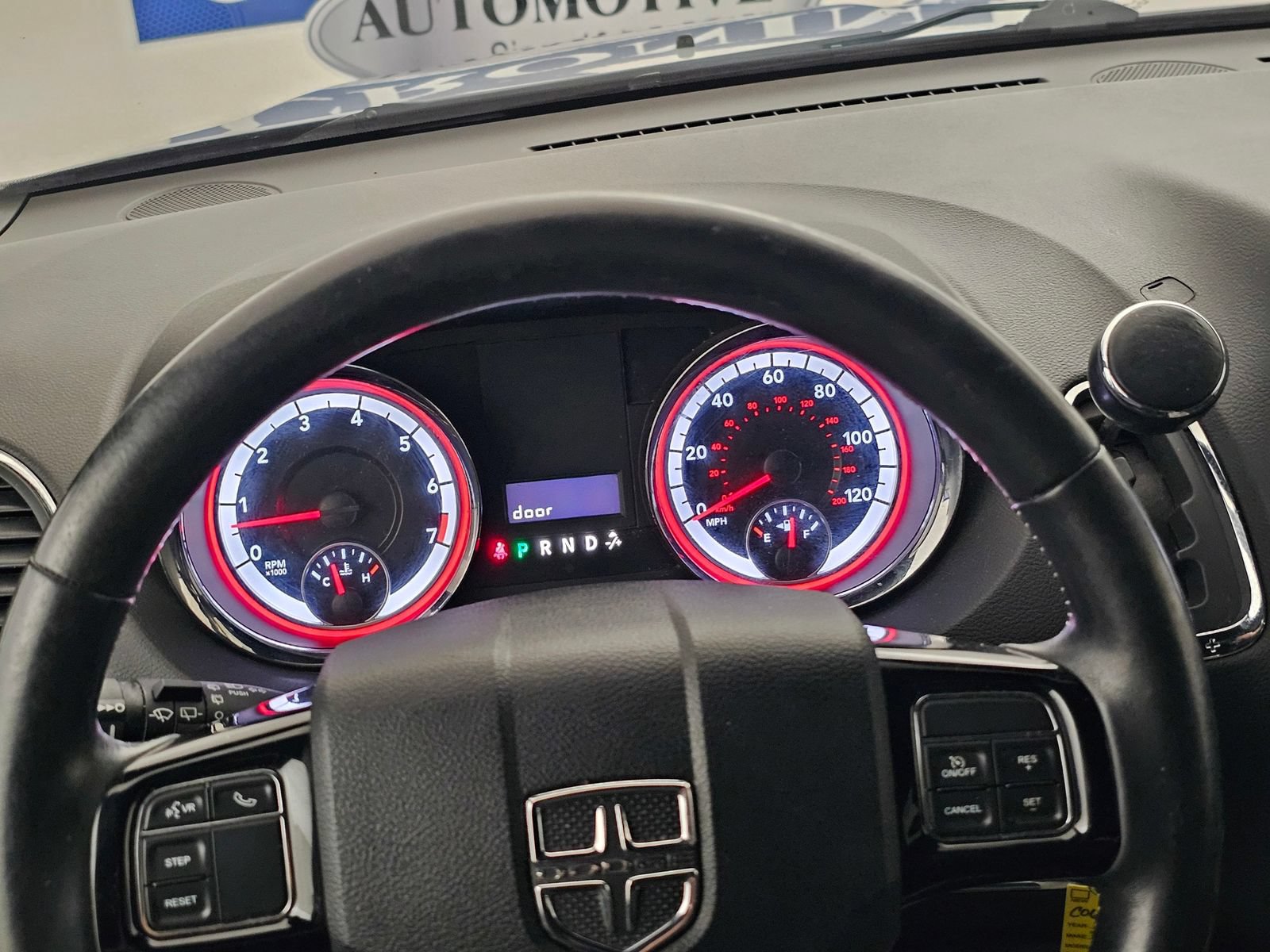 Used 2019 Dodge Grand Caravan SXT FWD image 9
