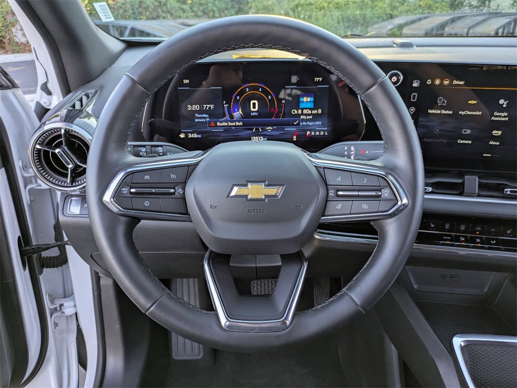 Used 2025 Chevrolet Equinox LT image 18