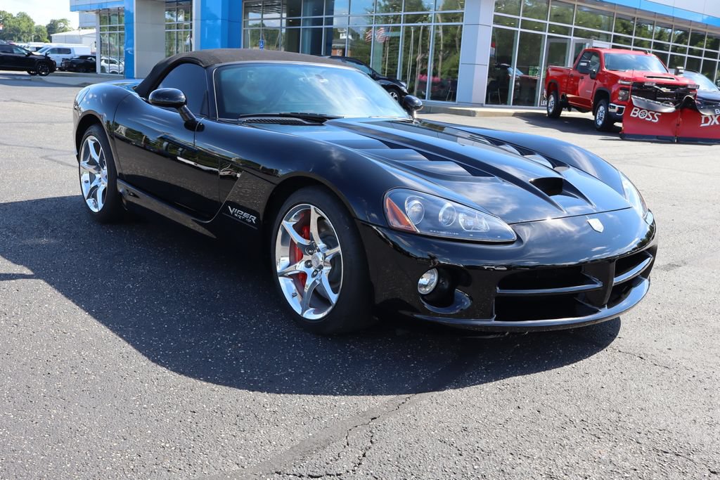 Used 2010 Dodge Viper SRT-10 w/ Protection Group RWD image 2