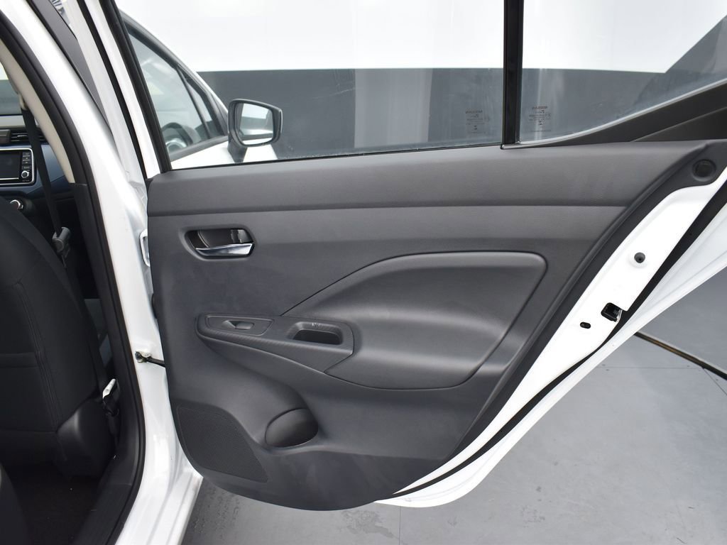 New 2025 Nissan Versa SV w/ Trunk Package FWD image 9