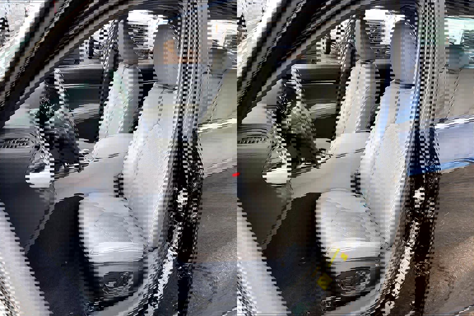 Used 2024 Toyota Camry XLE w/ Navigation Package image 8