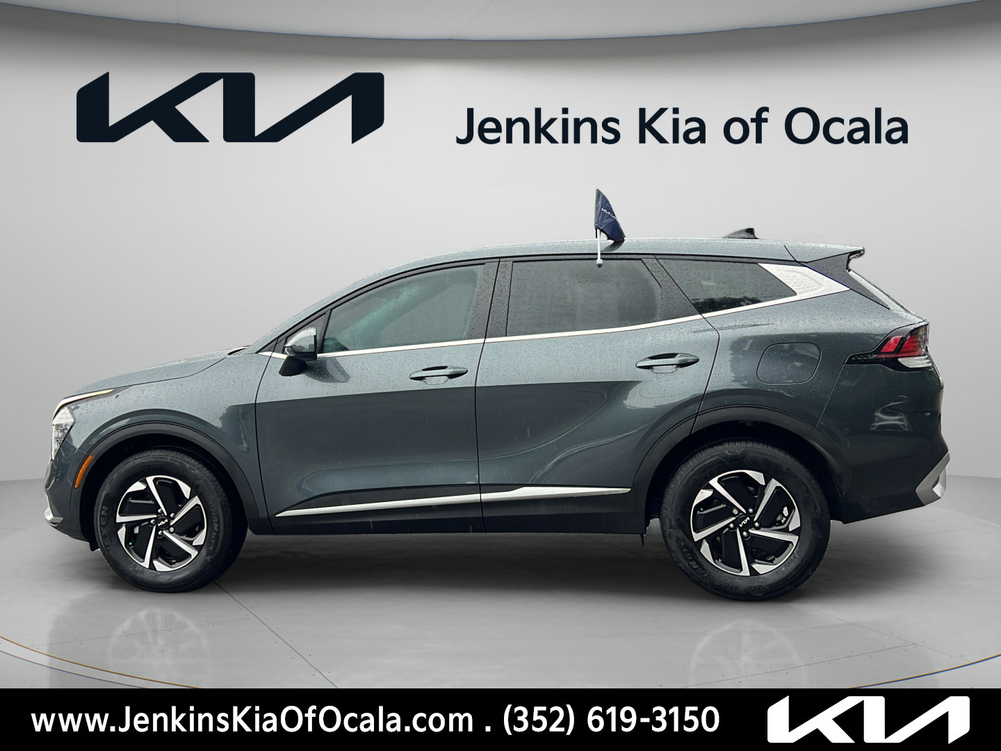 Certified 2025 Kia Sportage LX AWD/4WD image 6