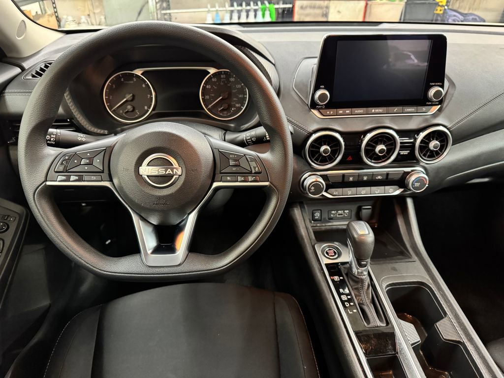 Used 2024 Nissan Sentra SV image 18