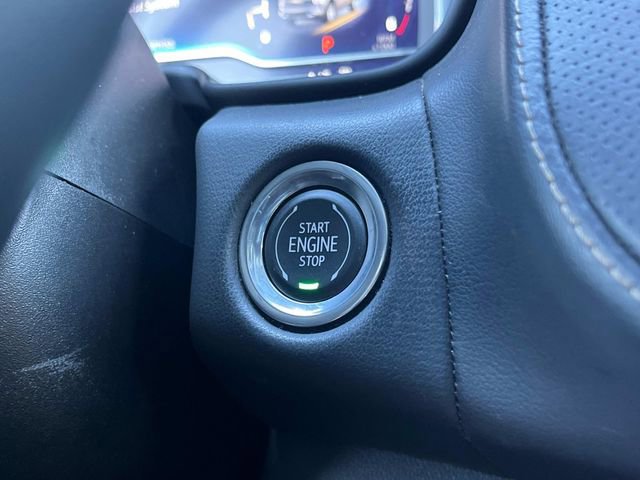 Used 2023 Chevrolet Suburban Premier image 41