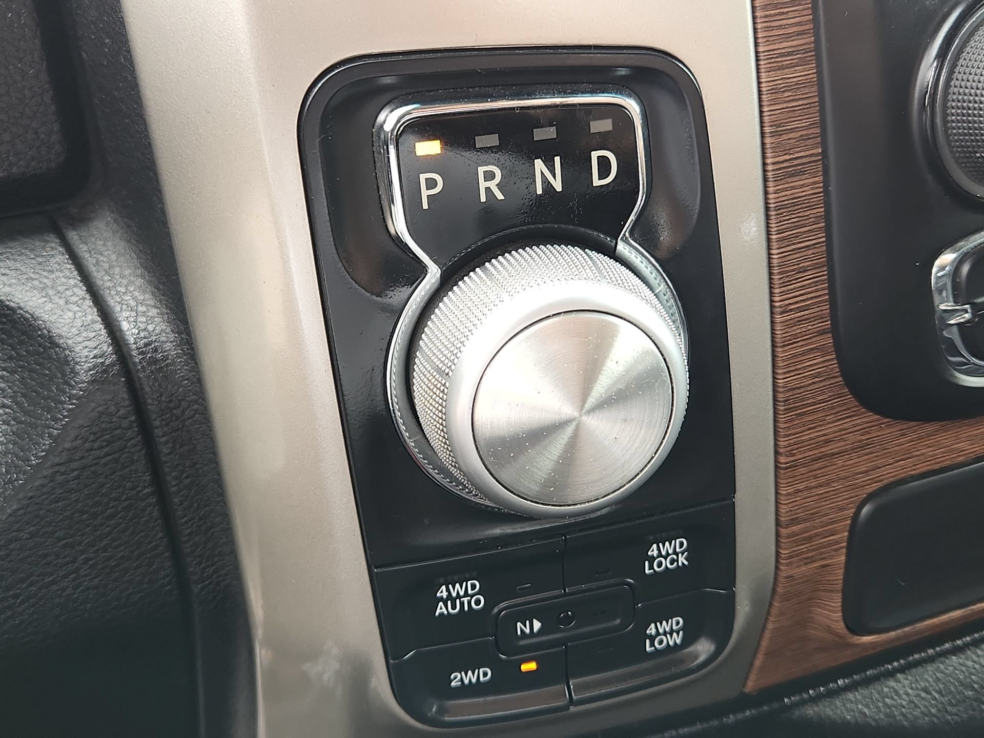 Used 2017 RAM 1500 Laramie AWD/4WD image 20